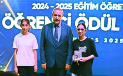 BAŞKAN MEHMET KAYA BİGEP ÖDÜL TÖRENİ’NE KATILDI