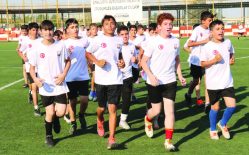 ŞANLIURFA BÜYÜKŞEHİR BELEDİYESİ BİNLERCE ÇOCUĞU FUTBOLLA BULUŞTURUYOR