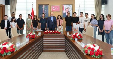 BAŞKAN GÜLPINAR: “ŞANLIURFA, BAŞARILI GENÇLERİYLE ANILSIN İSTİYORUZ”